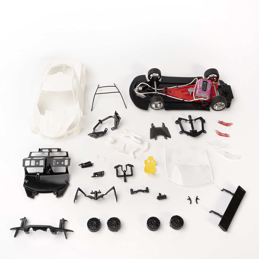 CORVETTE C8.R - WHITE KIT VČETNĚ MECHANIKY